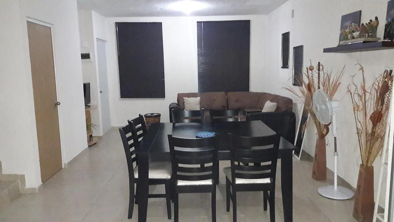 Yacu&Mari Apartment Puerto Morelos Homestay